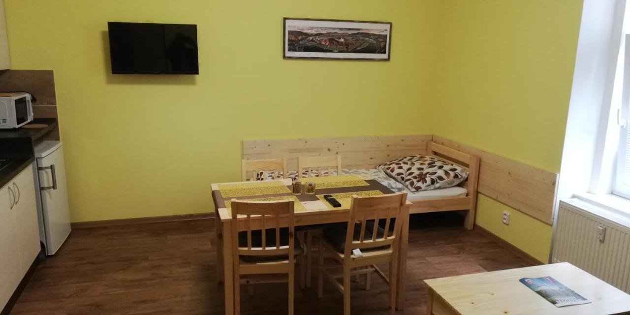 Booking Trzni 데친 외부 사진